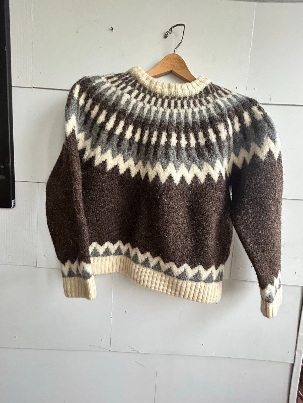 Paul James Sweater, Small 100% wool made in England
